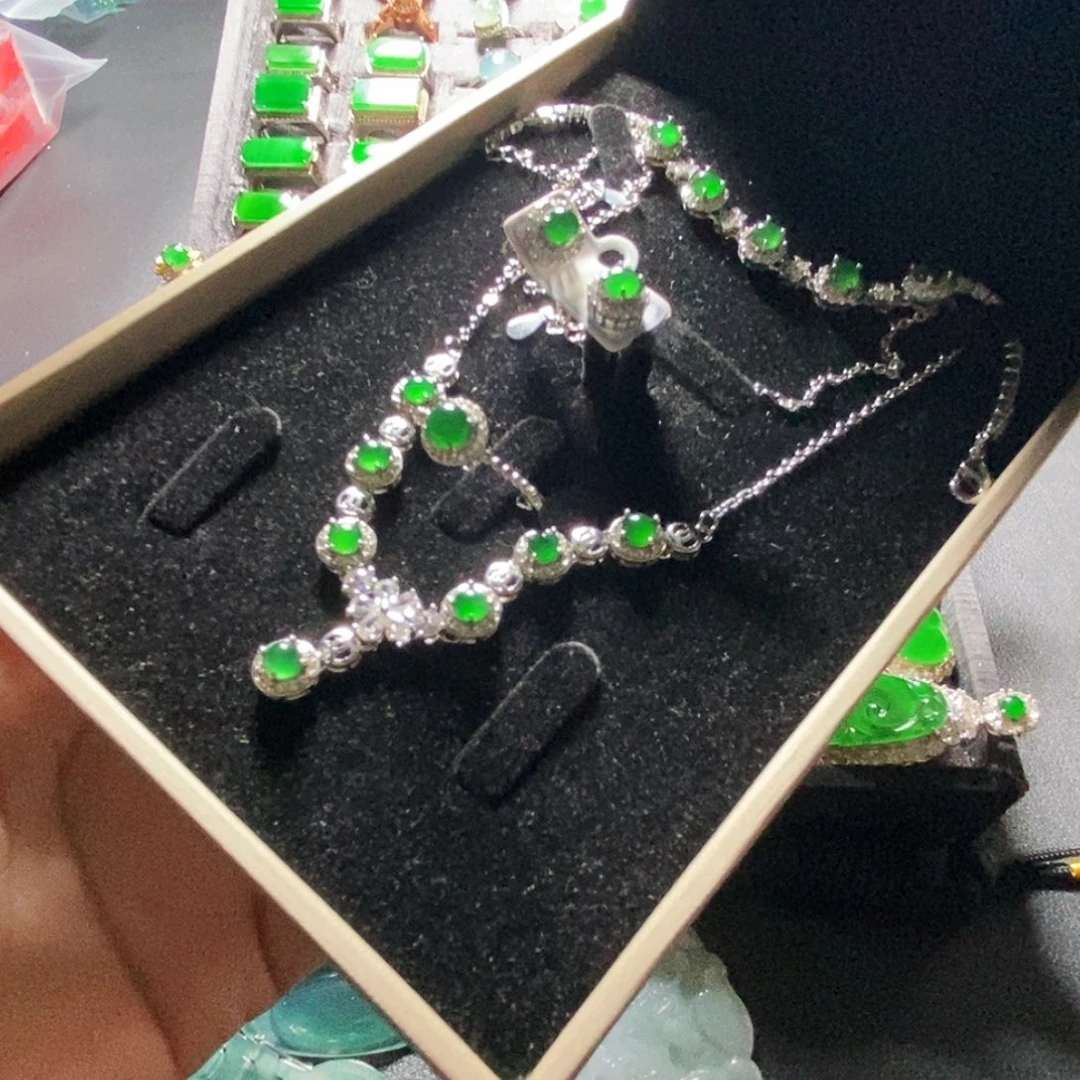 翡翠未镶嵌套链A货翡翠21