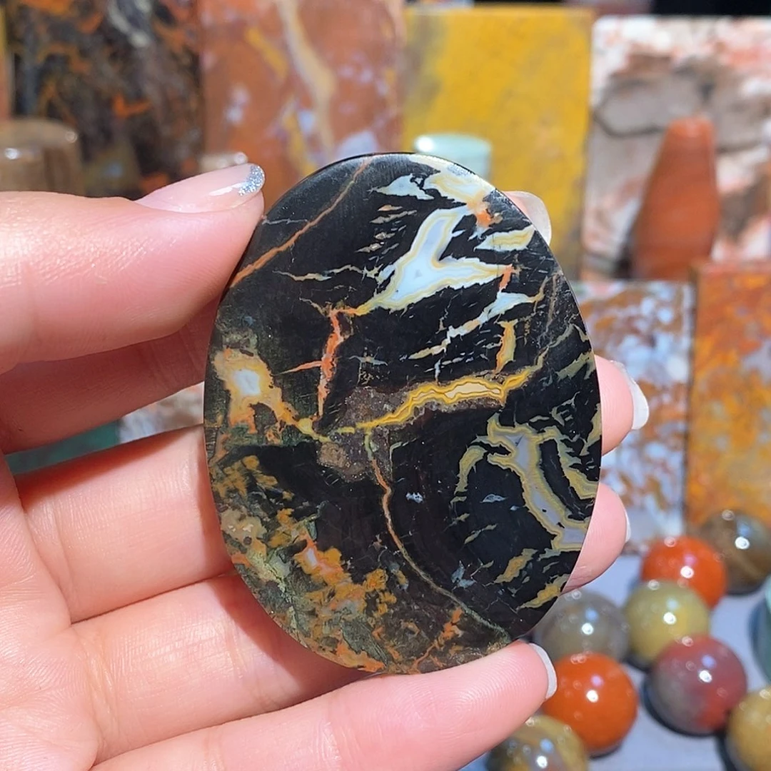 未镶嵌天然北票硅化玉吊坠硅化玉