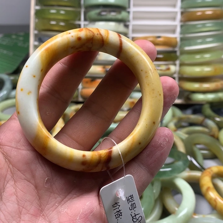 蛇纹石玉手镯未镶嵌零*零