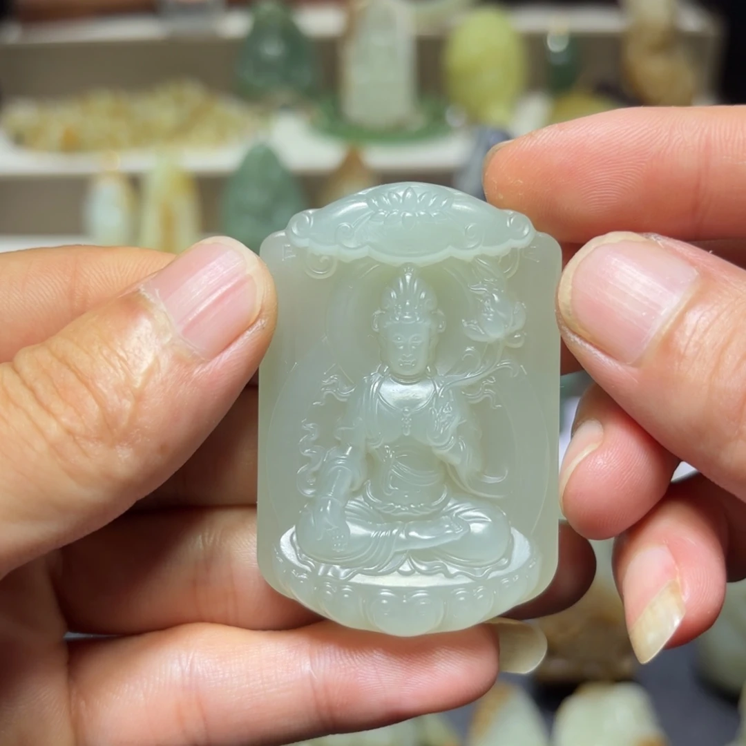 颈饰未镶嵌和田玉