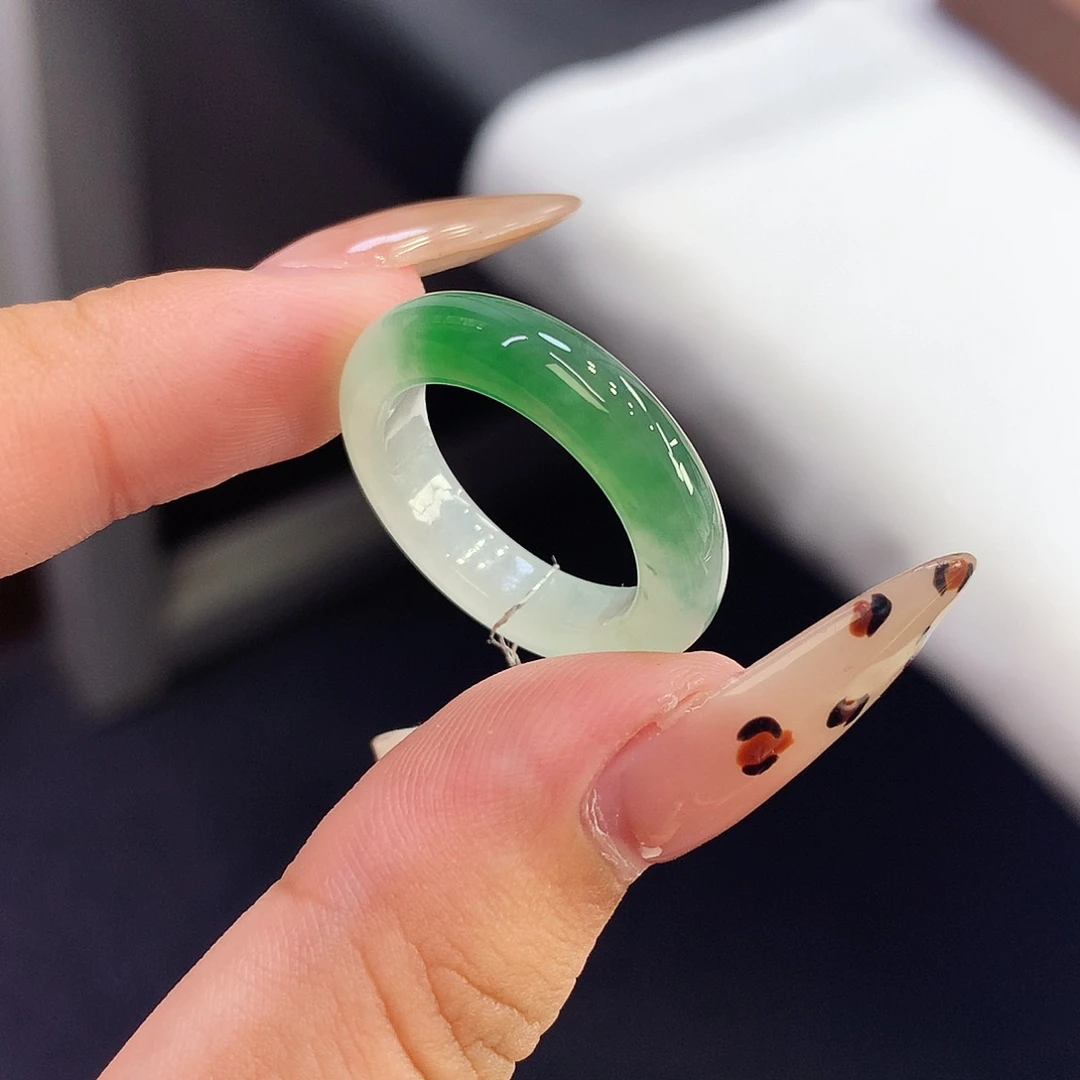 翡翠未镶嵌戒指15号