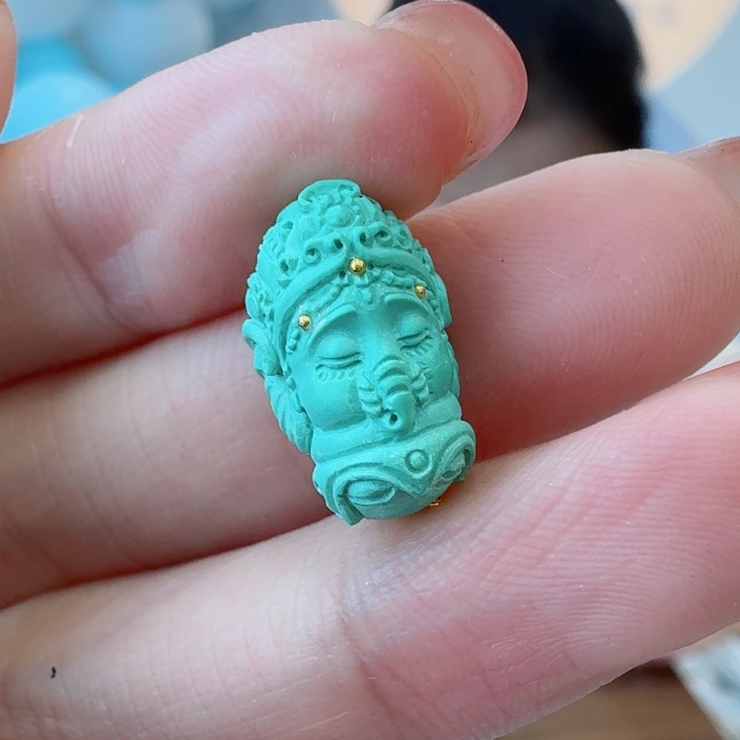 未镶嵌绿松石珠宝奇石