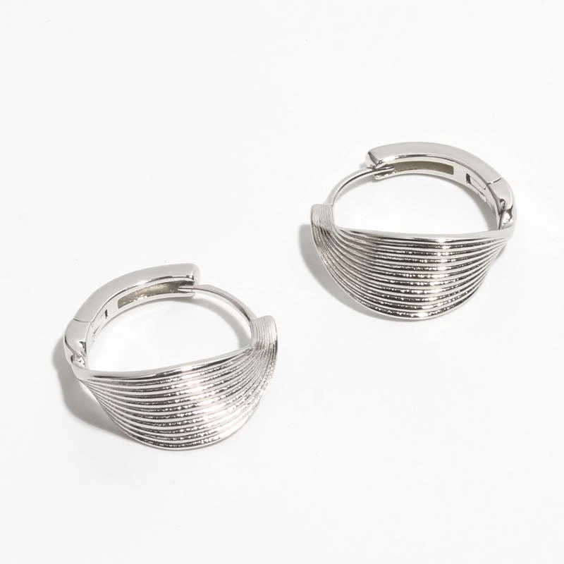 925银耳饰 法式轻奢纹理耳环女设计感小众扭纹耳扣气质冷淡风耳圈