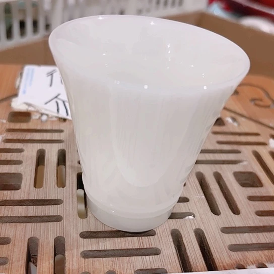 微瑕介意的勿拍，喜欢再下单，谢谢支持