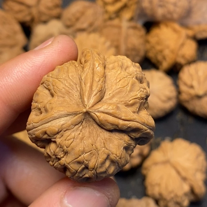 文玩核桃吊坠用****5文玩核桃异形单只