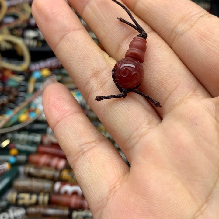 玛瑙/玉髓未镶嵌吊坠(赠链)