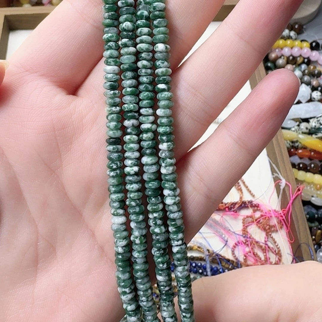 玛瑙/玉髓未镶嵌珠宝半成品绿点2*4一条