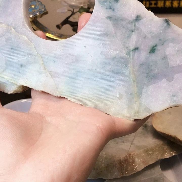 翡翠未镶嵌颈饰宁**远翡翠