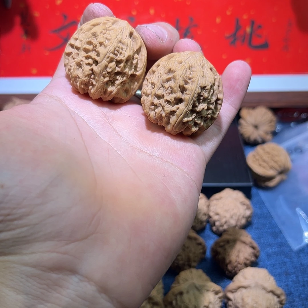 文玩核桃吊坠39全品野牛一对