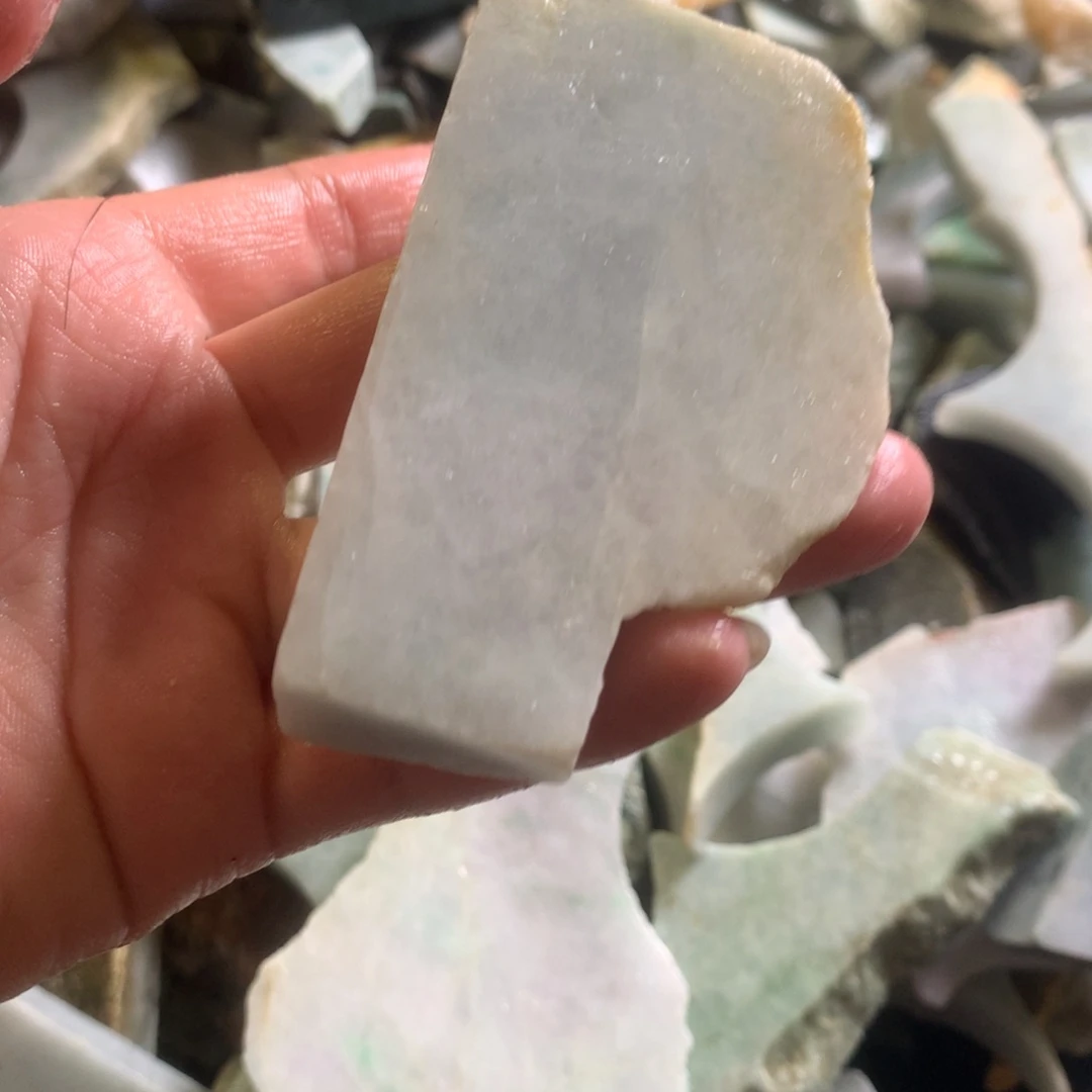 翡翠颈饰未镶嵌缅甸翡翠