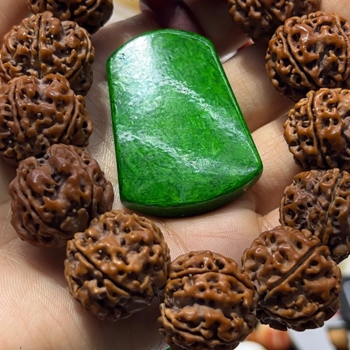 核桃手串/手链绿秋牌子