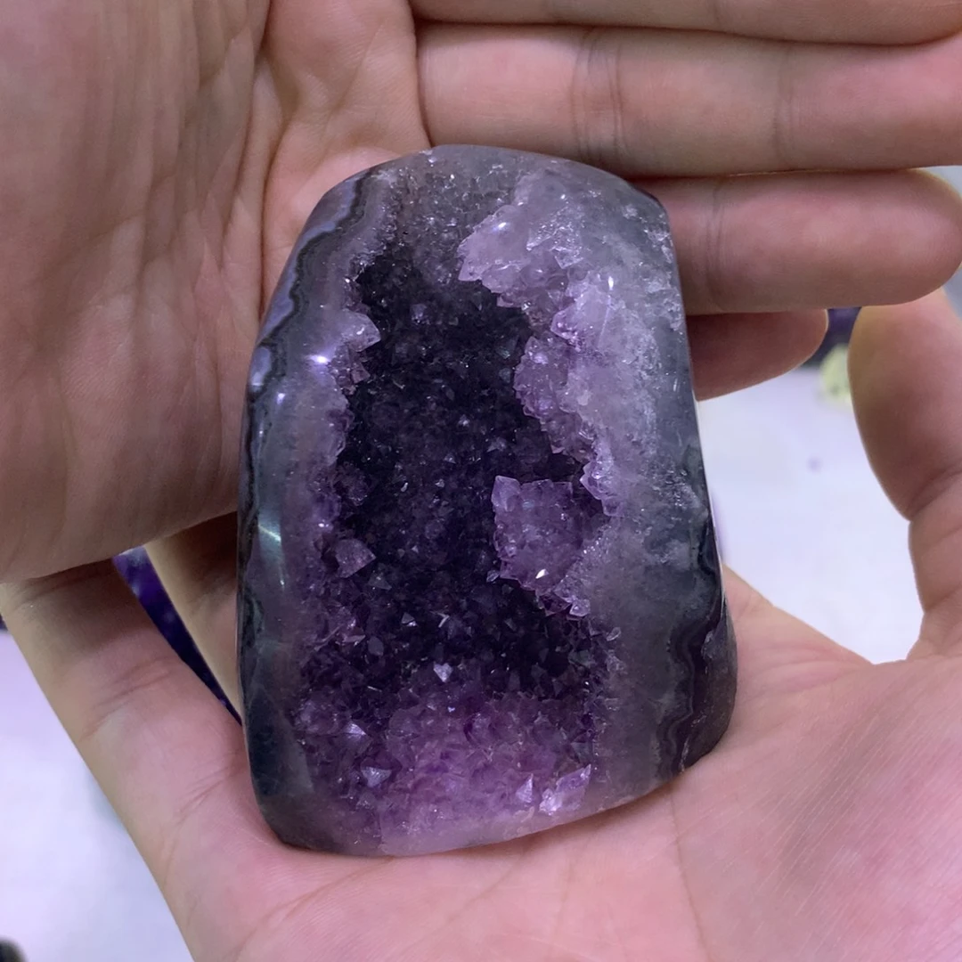 未镶嵌水晶大型摆件（非配饰）