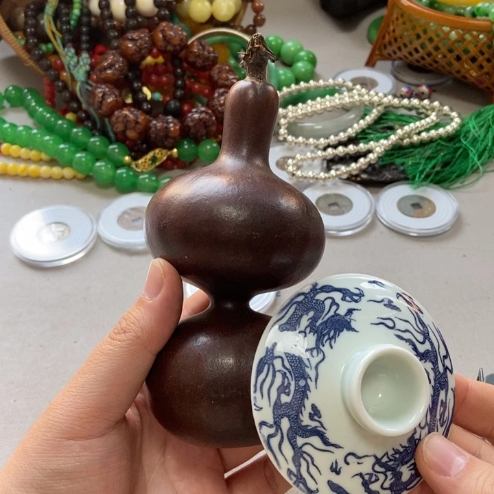 瓷片哈哈就哈哈哈哈哈哈啵啵啵