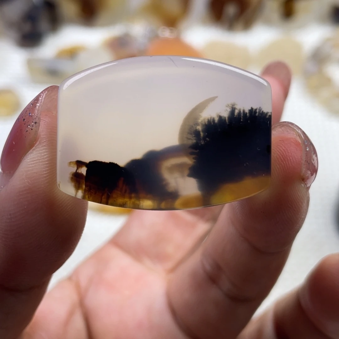 玛瑙/玉髓未镶嵌颈饰