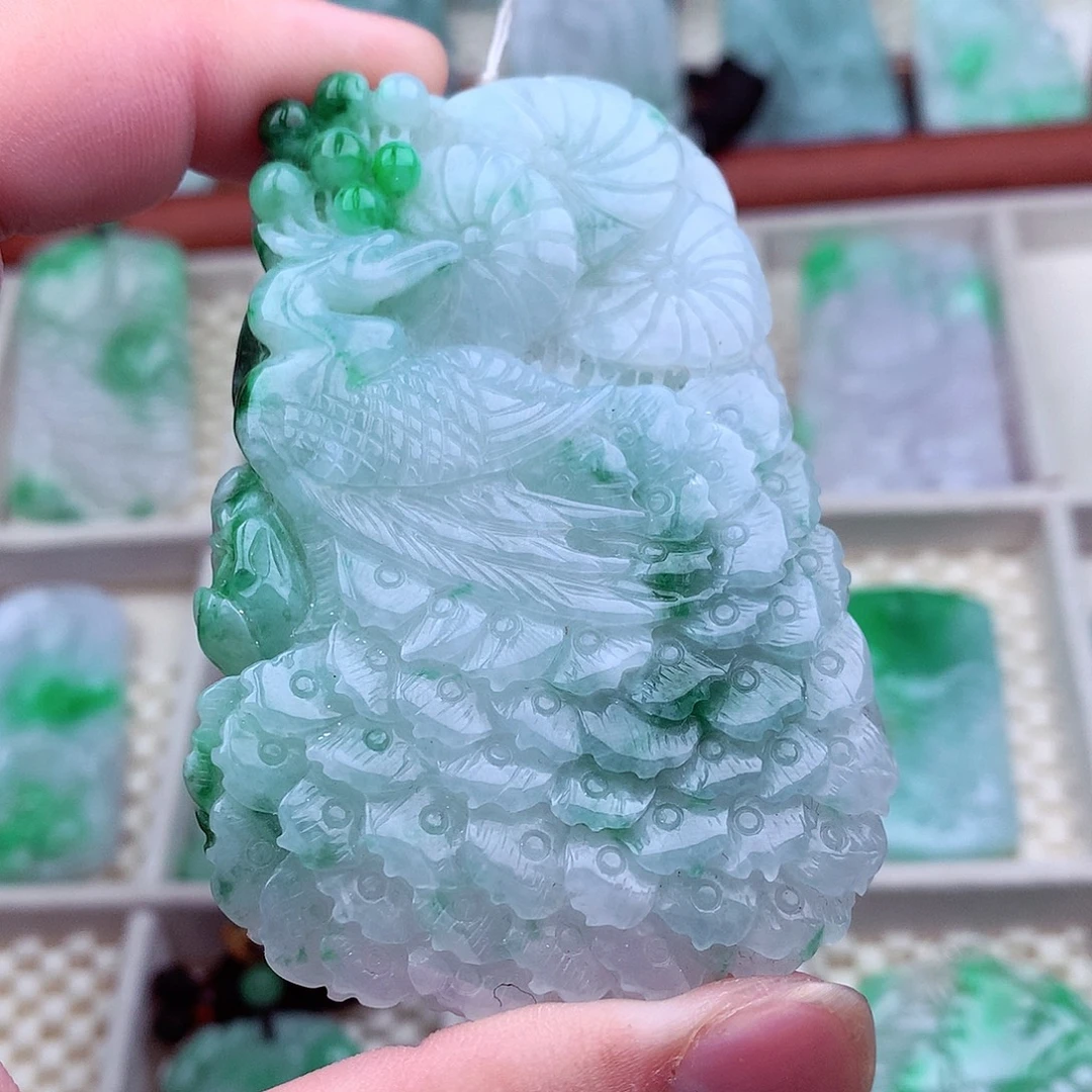 翡翠未镶嵌吊坠(不含链)