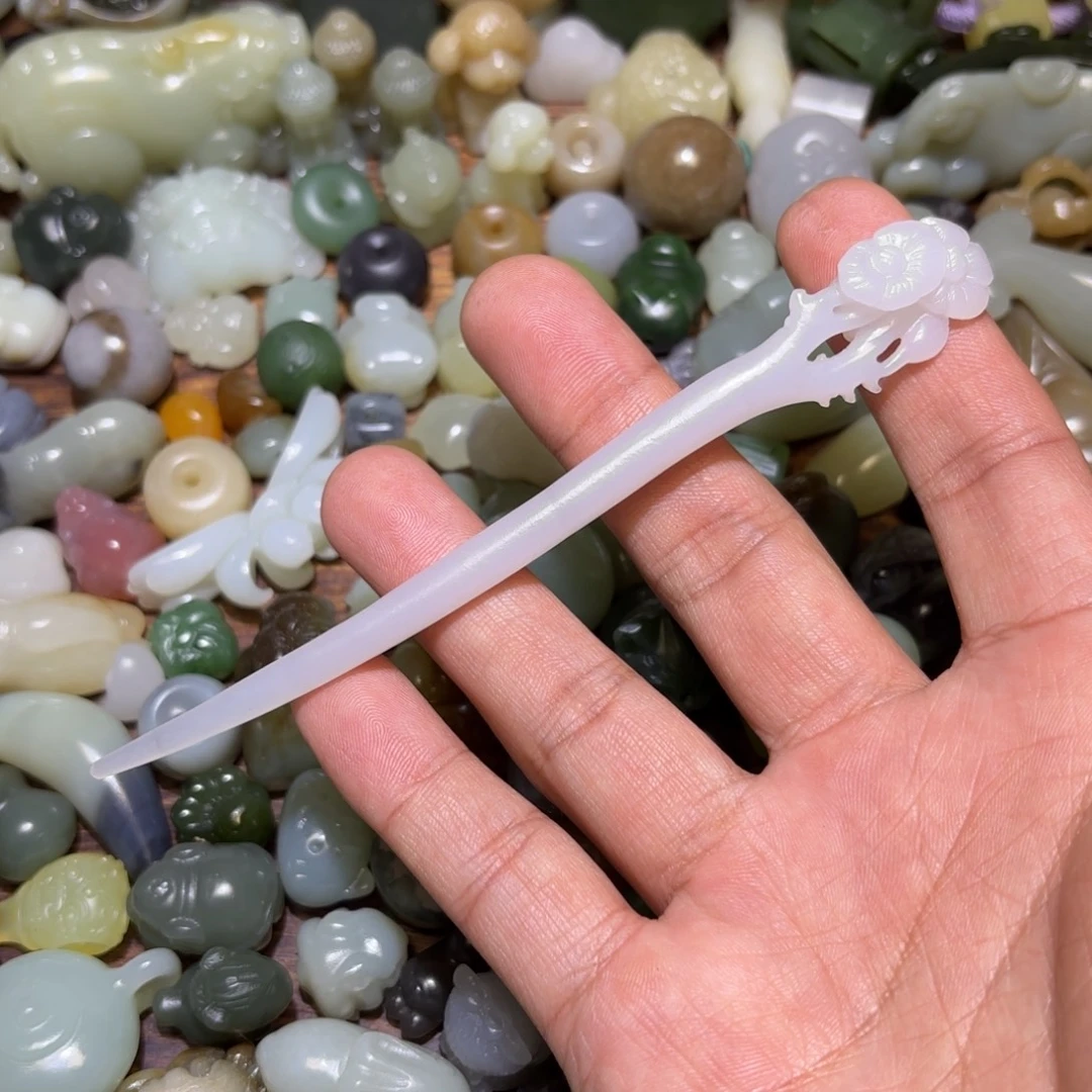 和田玉未镶嵌珠宝半成品