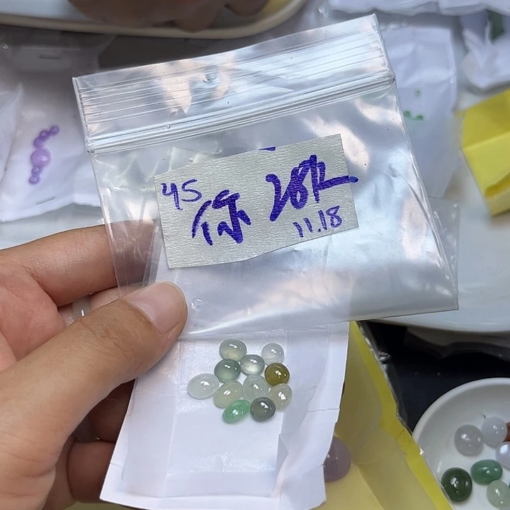 你***胖定制翡翠未镶嵌不