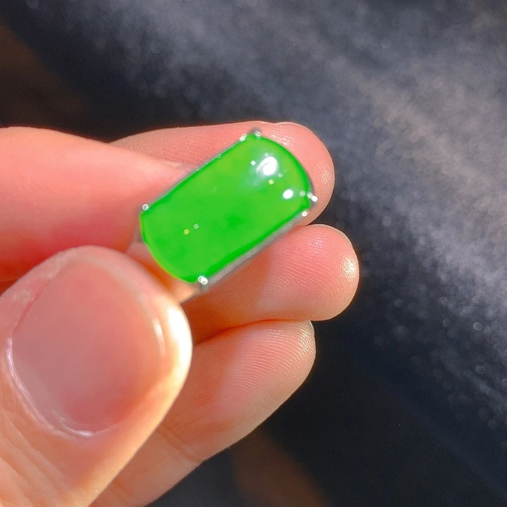 【闪购商品】翡翠颈饰银S925镶嵌翡翠