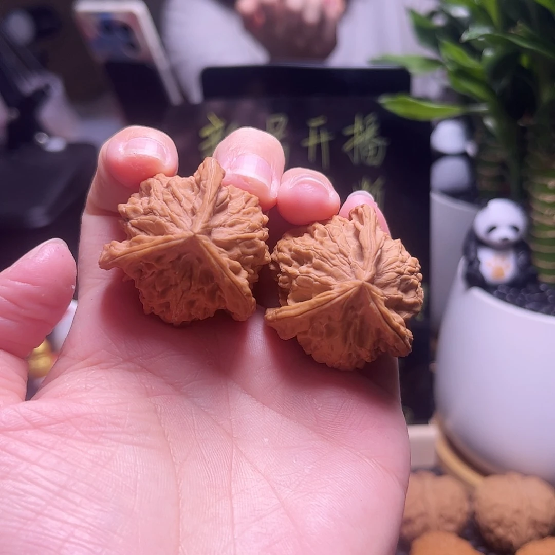 文玩核桃吊坠35尺全品三棱8