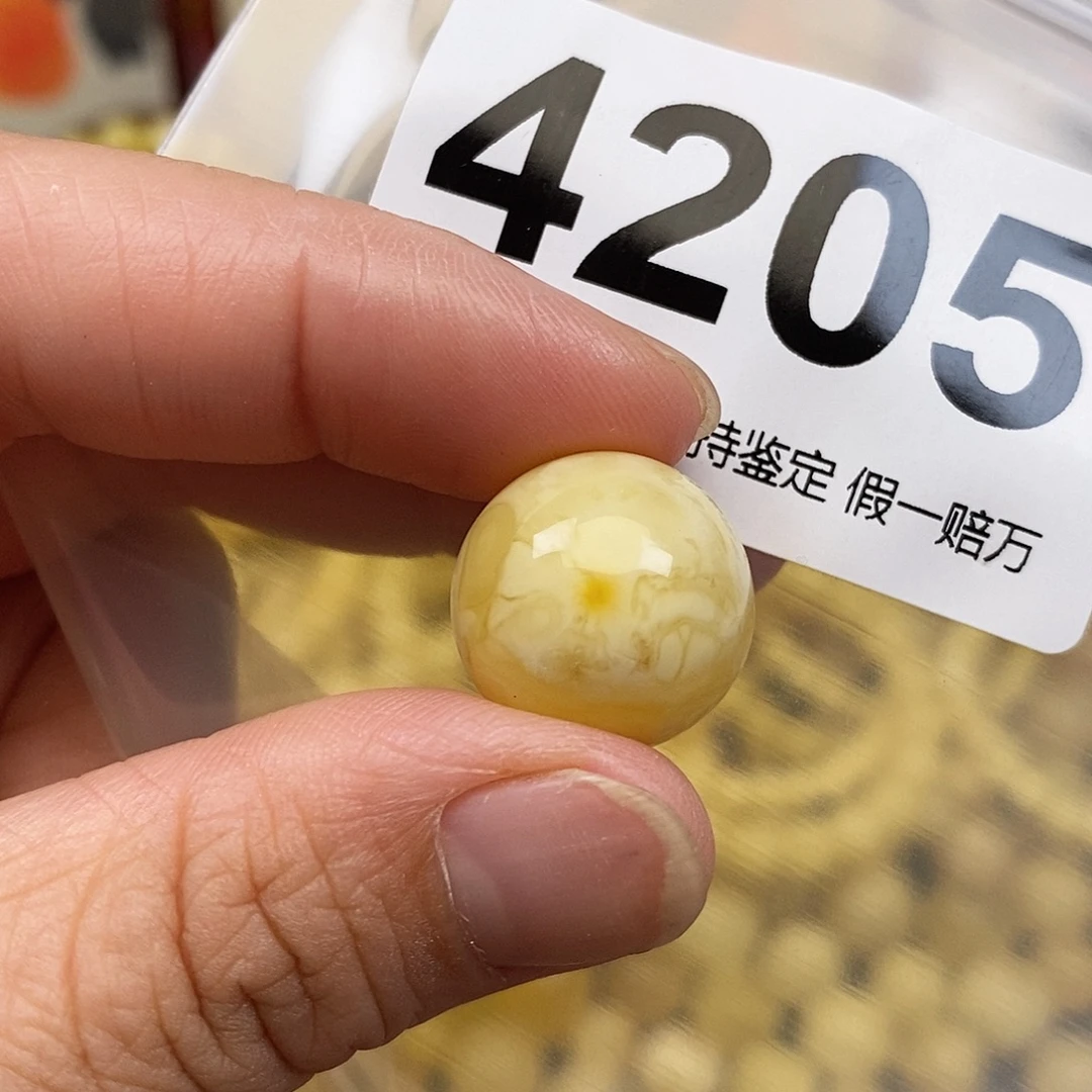 琥珀未镶嵌珠宝奇石17