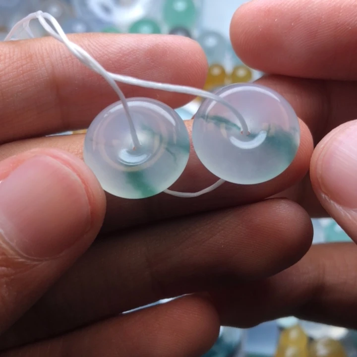 未镶嵌定制翡翠挂件的