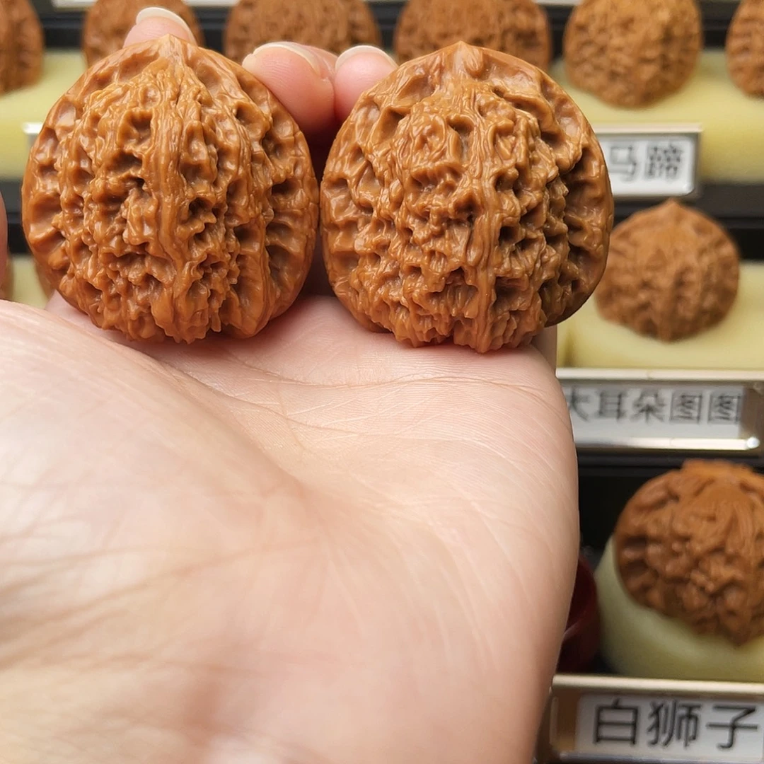 文玩核桃吊坠南疆41尺554