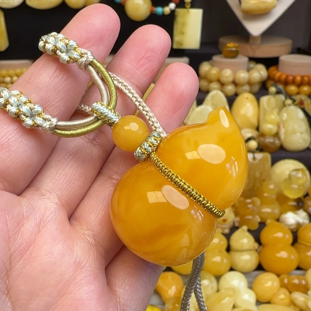 琥珀未镶嵌套链焦皮料满蜡蜜蜡葫芦吊坠