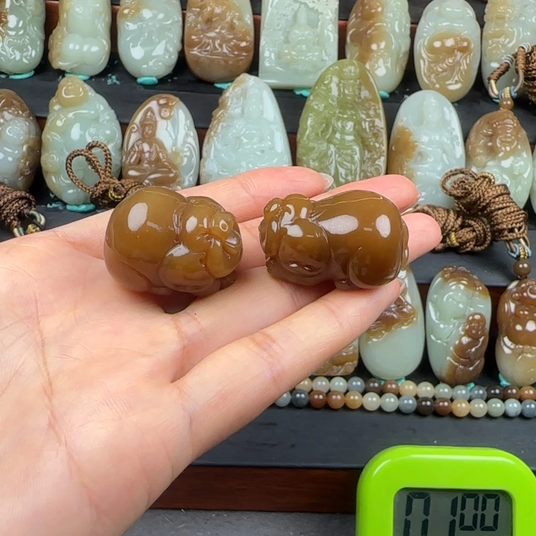 魏***号未镶嵌和田玉挂件