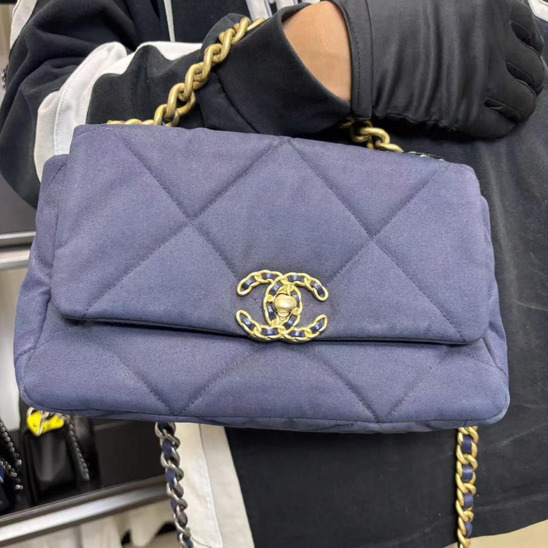 99新 Chanel/香奈儿 308270319bag挎包/成色以直播间为准
