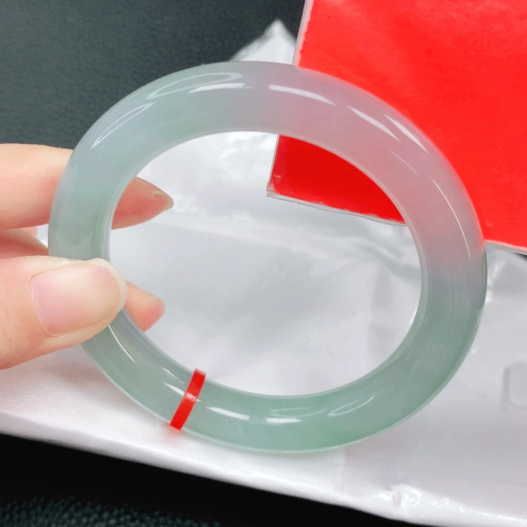 翡翠未镶嵌手镯55圈