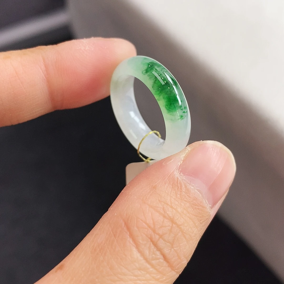 翡翠未镶嵌戒指12号