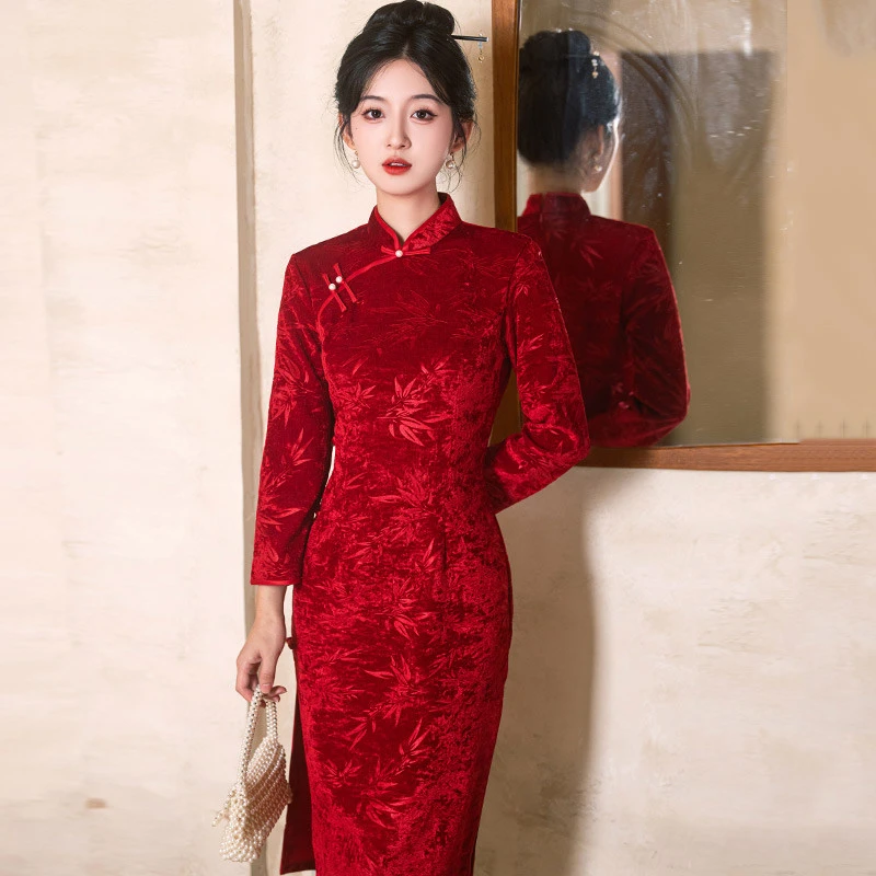红色丝绒国风中式秋季长袖旗袍2025新款年轻款女复古修身收腰春秋