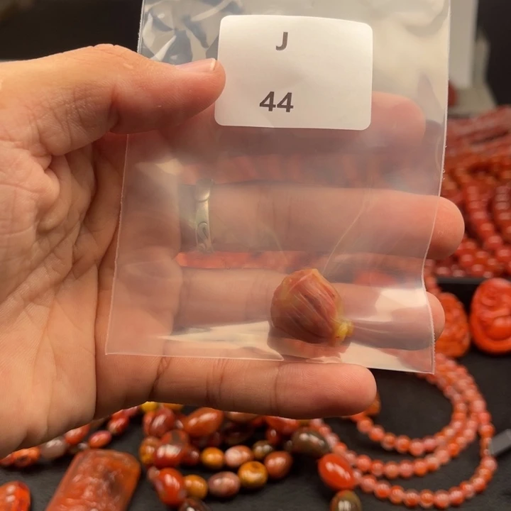 未镶嵌南红玛瑙多样性发货吊坠南红玛瑙