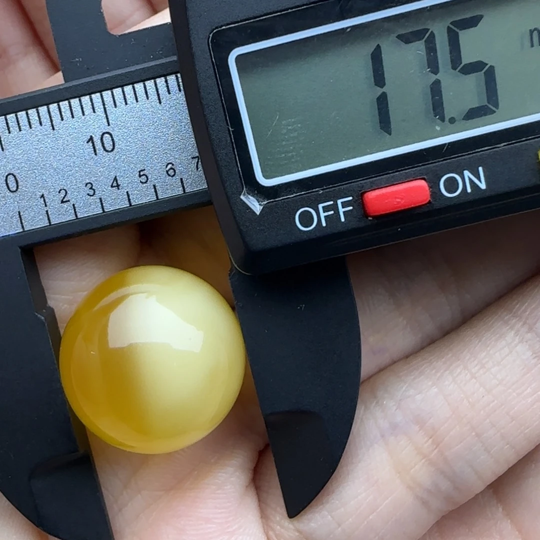 蜜蜡未镶嵌裸石溶洞圆珠