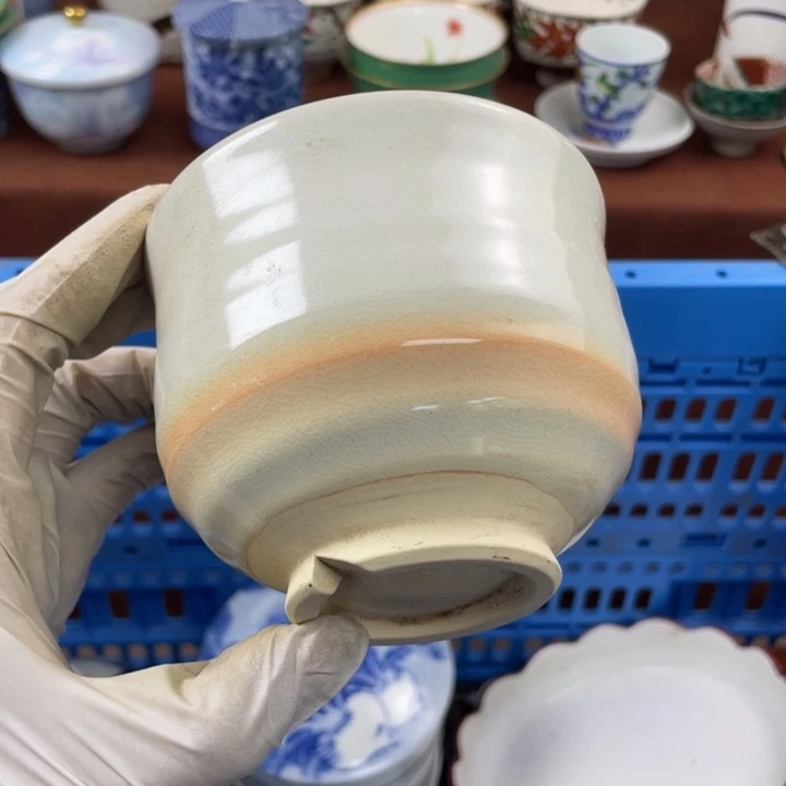 他家瓷器真美…开播了