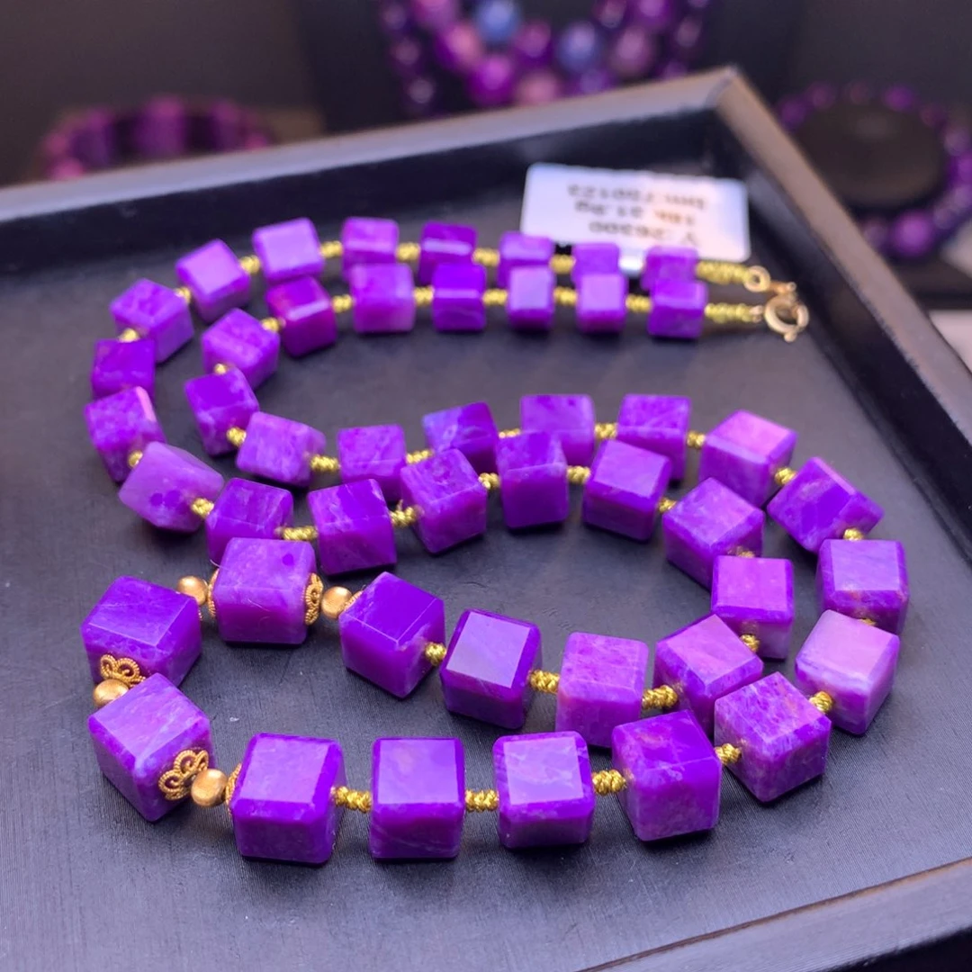 苏纪石（舒俱来）项链18K金镶嵌