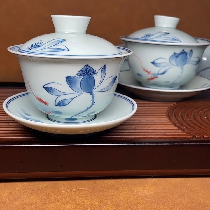 160手绘盖碗加一个杯子