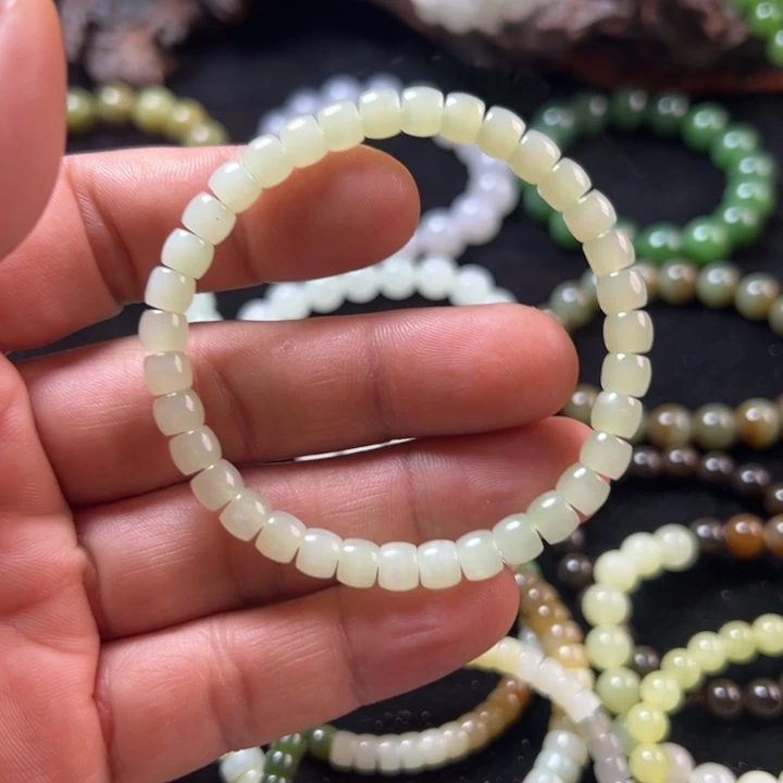 和田玉（糖玉）未镶嵌手链