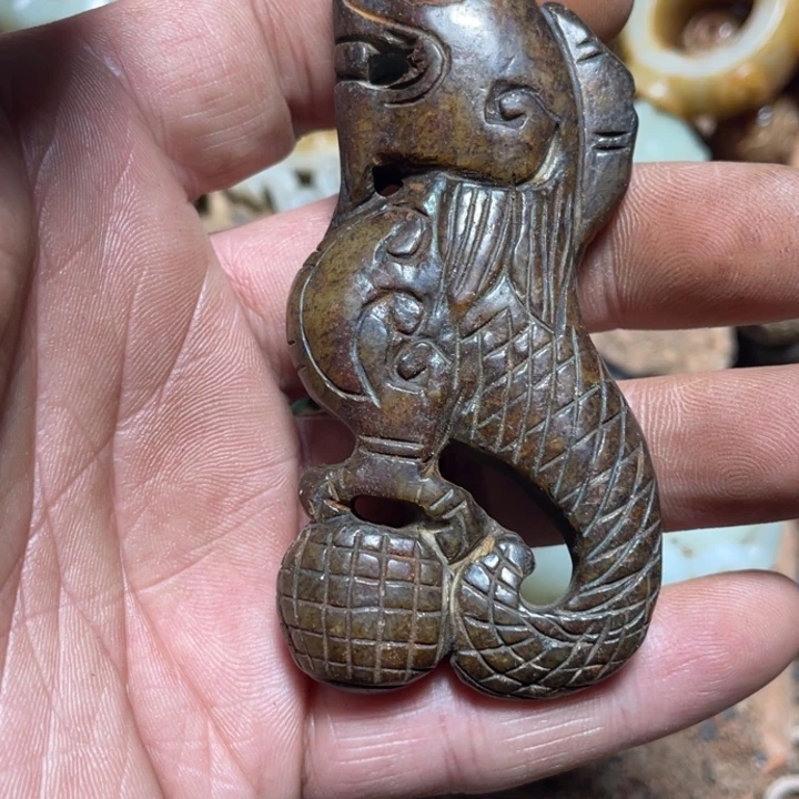 和田玉（糖玉）未镶嵌颈饰