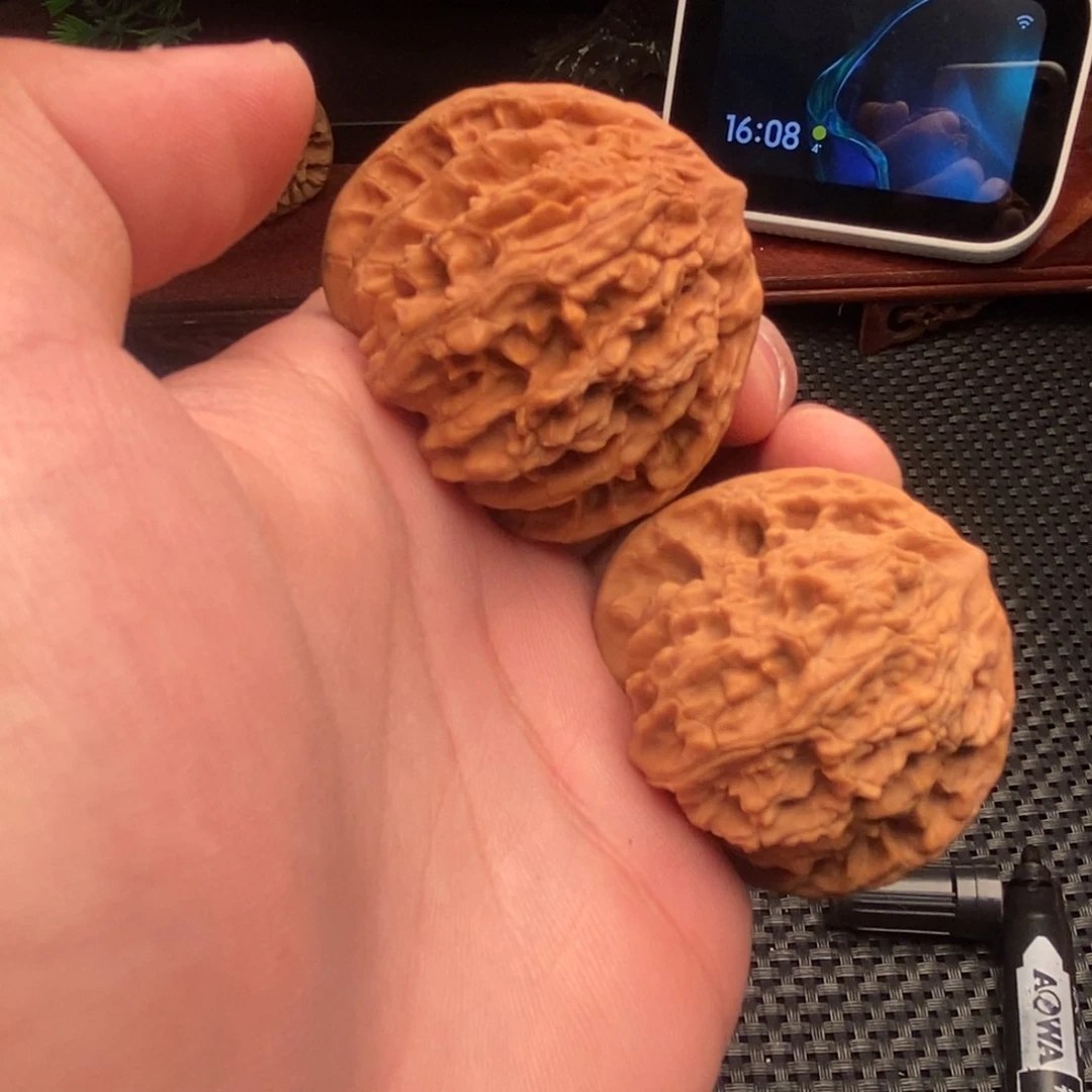 吊坠文玩核桃凉*雨花石