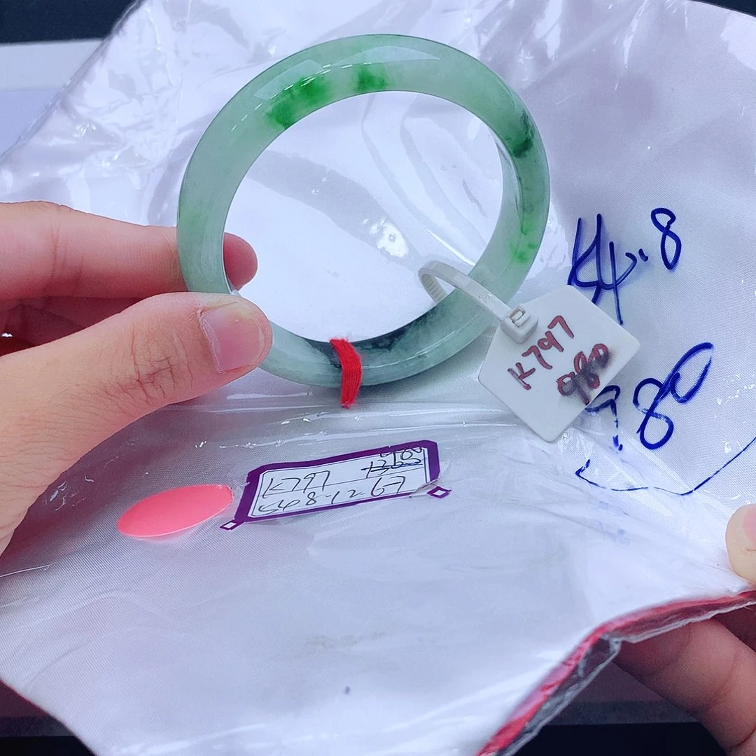 未镶嵌手镯翡翠翡翠