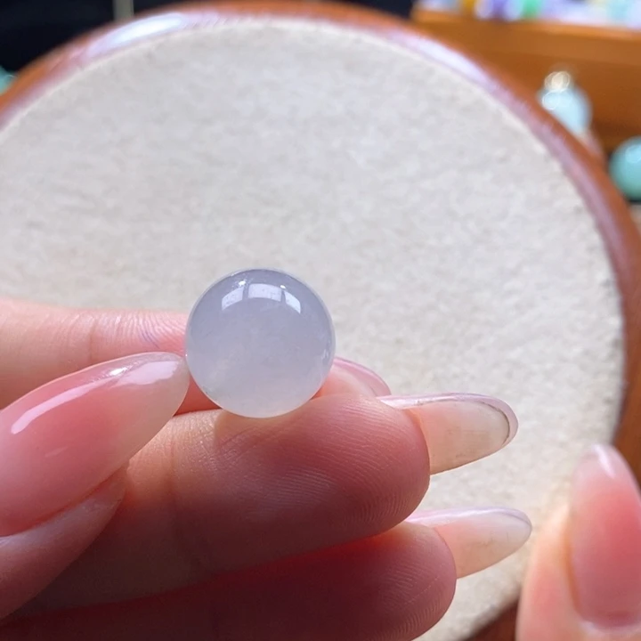 翡翠未镶嵌颈饰十**风翡翠冰珠