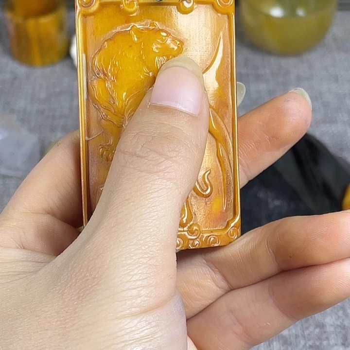 大果紫檀（缅甸花梨）牌子