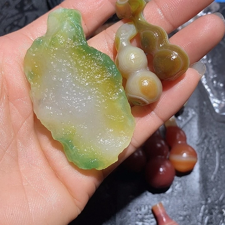 等***瞧玛瑙/玉髓颈饰合金