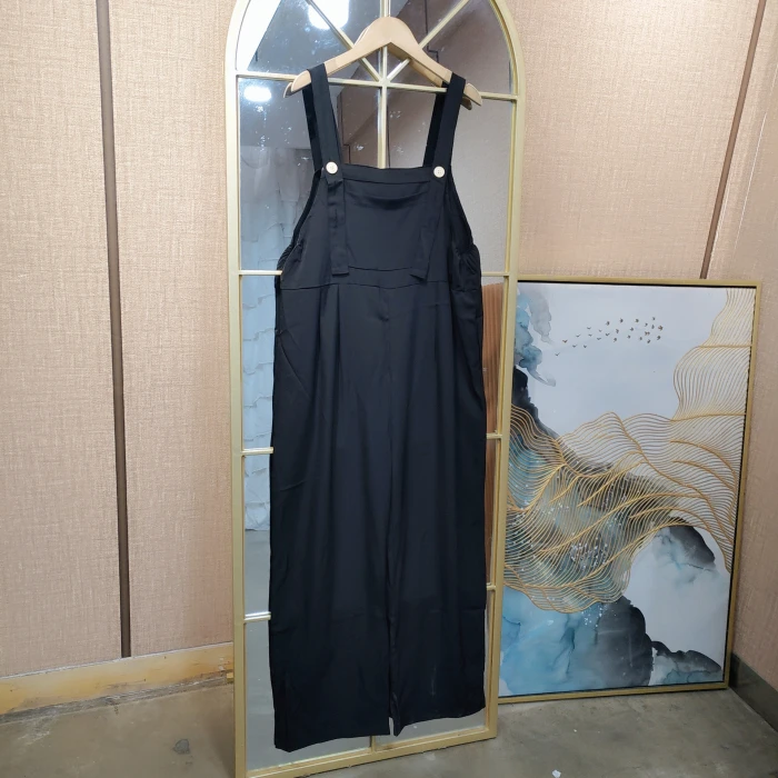 HP148孕妇黑色背带裤L100-130