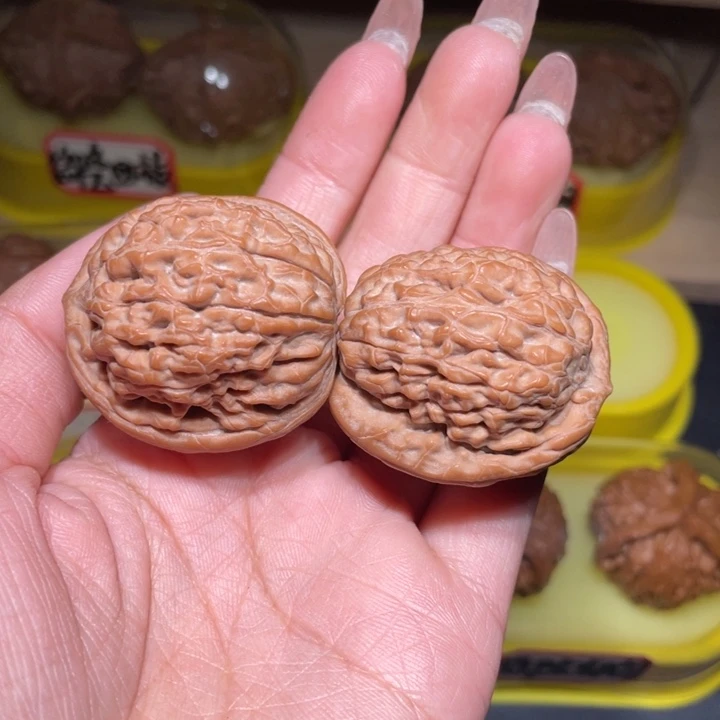 就***吧文玩核桃吊坠莲花