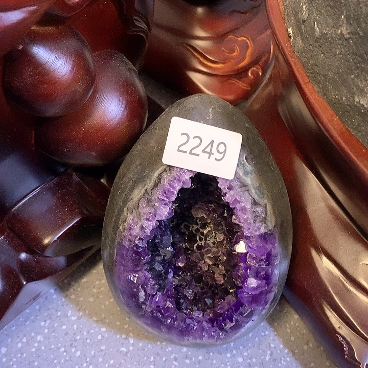 紫晶摆件未镶嵌是**憨摆件2249
