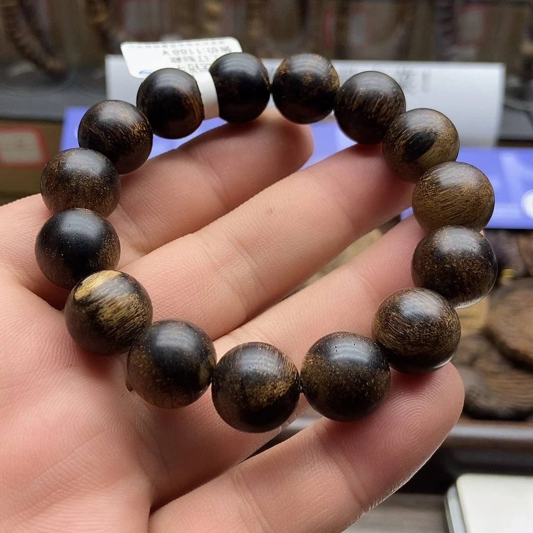 沉香手串达拉干沉香