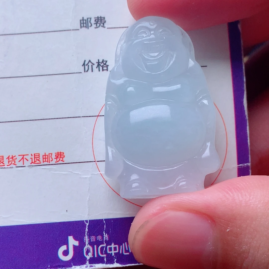 翡翠未镶嵌颈饰站佛
