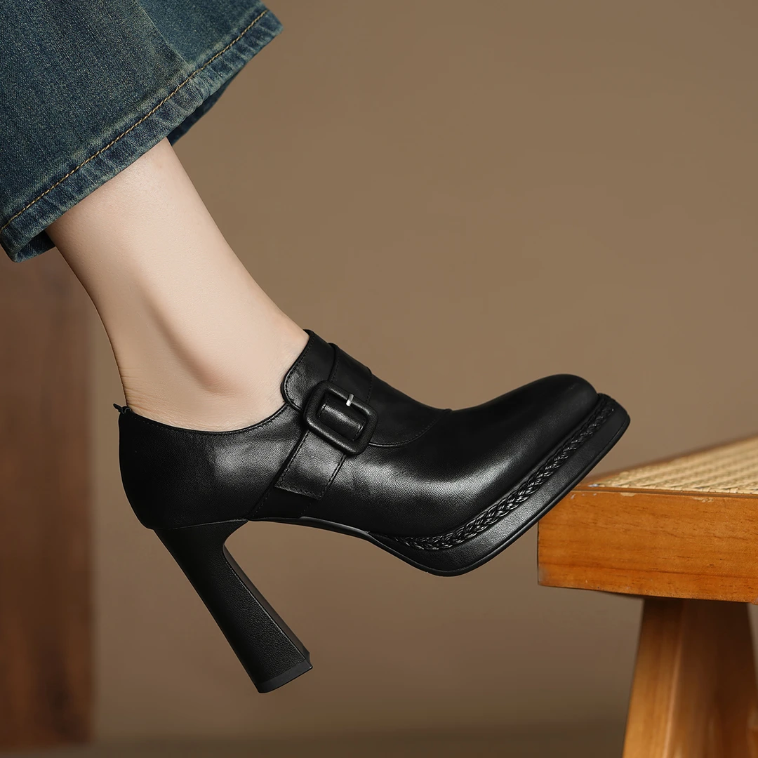 小个子手工女鞋10cm~新款粗跟单鞋女尖头防水台气质高跟鞋不累脚